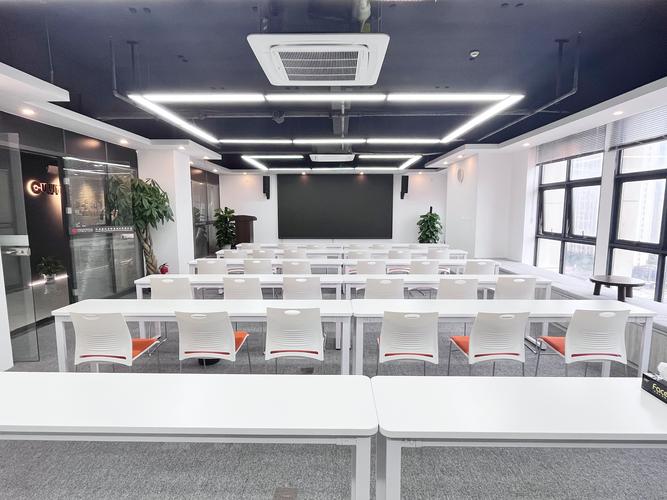 新時代信息技術咨詢服務 企業的智能導航與創新引擎